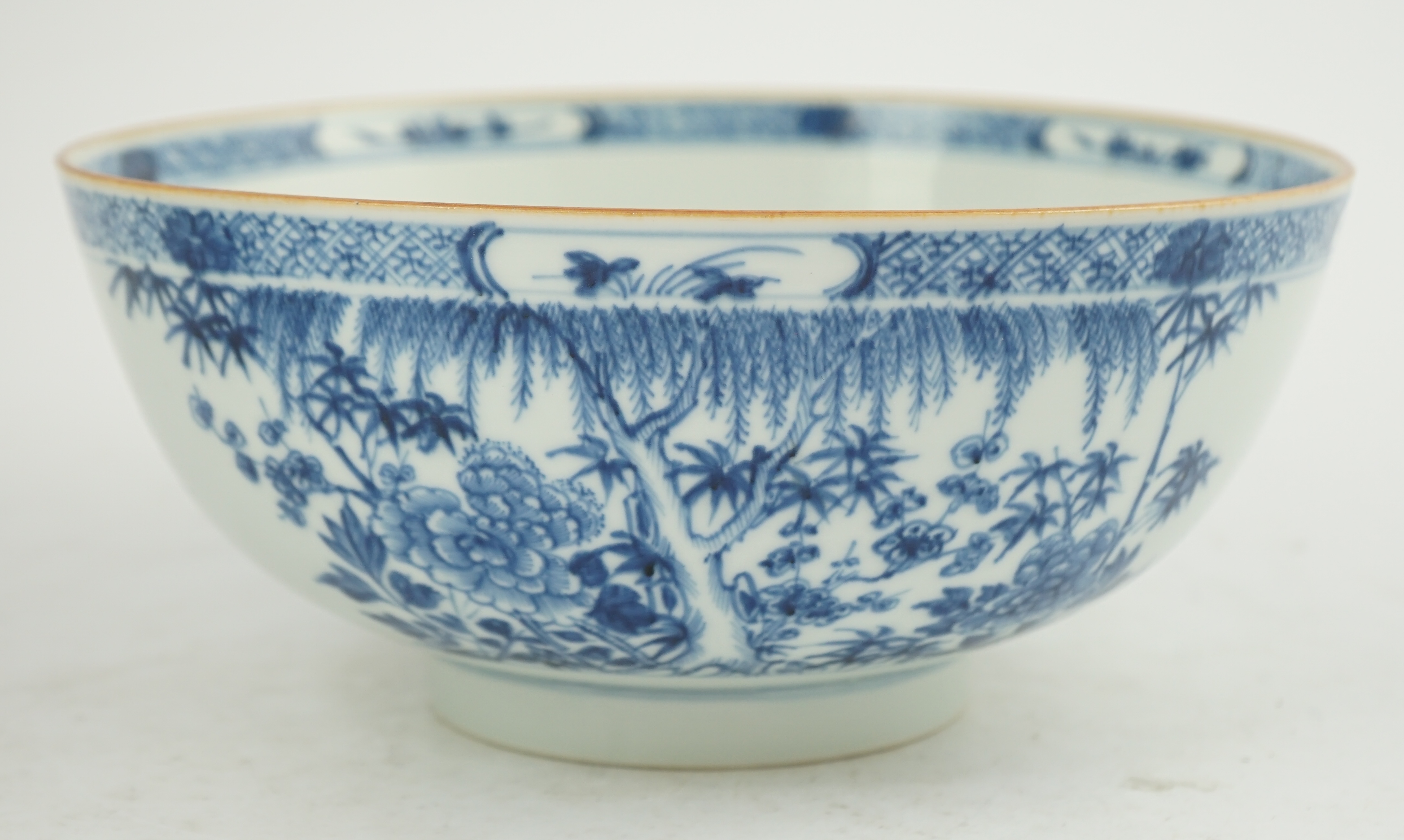 A Chinese blue and white bowl, Yongzheng/Qianlong period